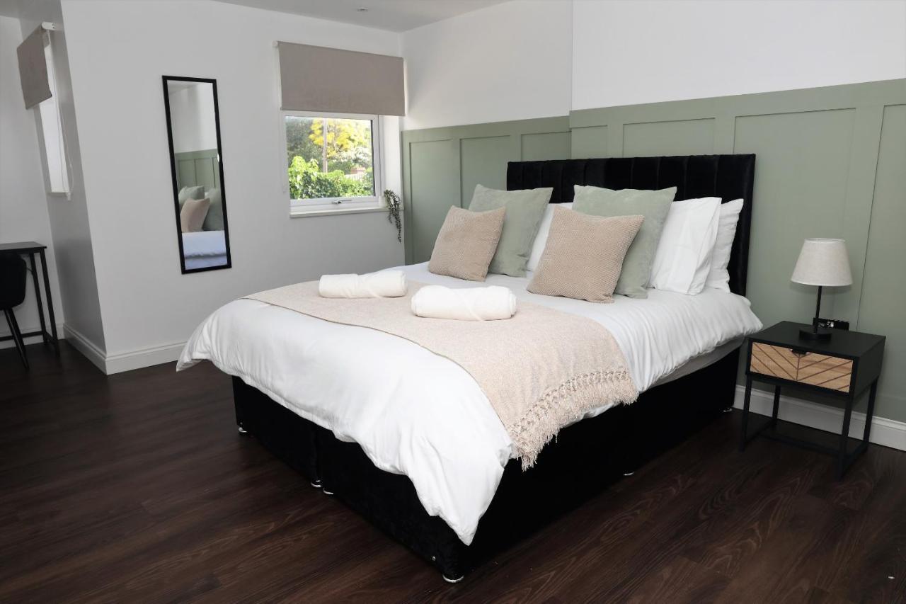 Watford Luxury 1 Bed Flat - Free Parking Apartment Ngoại thất bức ảnh